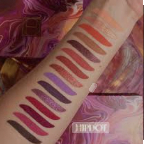 HIPDOT ZION Pressed Pigment Eyeshadow Palette - Picture 3 of 8